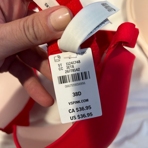 Two victorias secret wear everywhere push up bras NWT - Picture 2 of 5